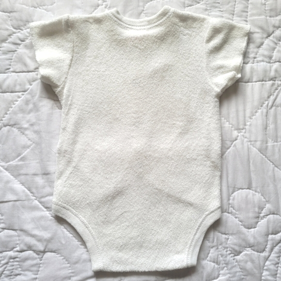 10/$20 ❄️ Snugabye Onesie - Picture 2 of 6